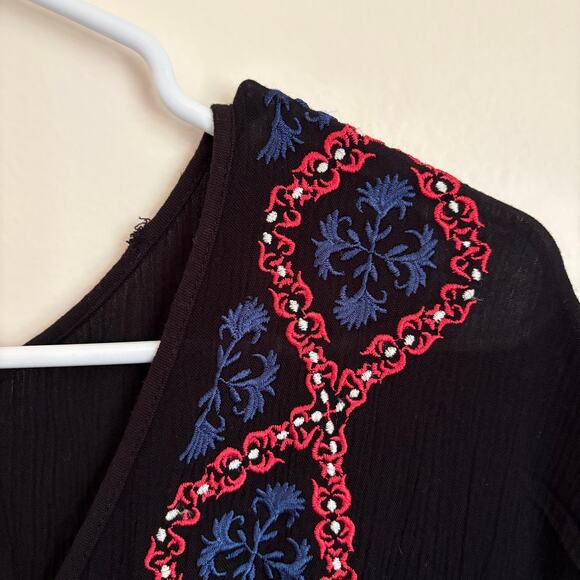 Sundance Embroidered Tunic Dress Medium Womens Floral Black Beach Cover Up - Picture 4 of 7